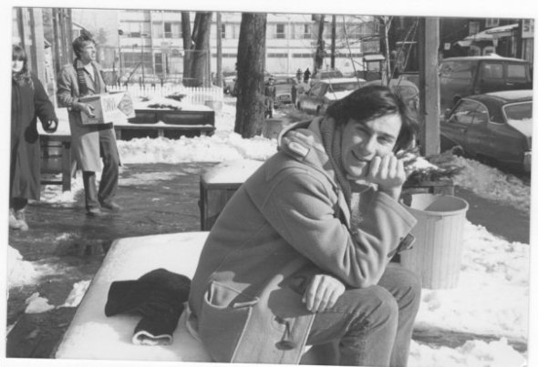 Archie MacDonald, 1960-1993, pictured here on Baldwin Street in Toronto_early 1980