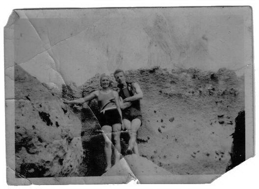 ZP_Los Amantes de Belfast / The Lovers from Belfast_Groomsport, County Down_1929