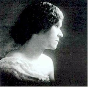 ZP_Georgia Douglas Johnson was the author of The Heart of a Woman (1918) and Bronze (1922).