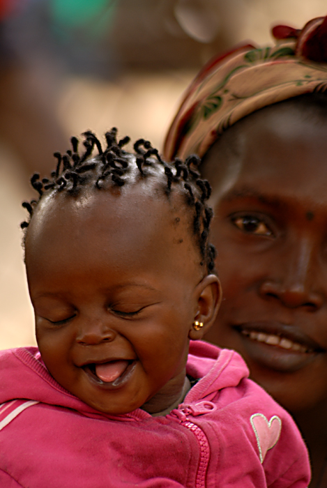 ZP_African mother with her toddler