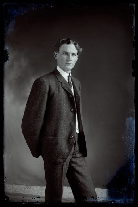 ZP_Portrait of a man in North Carolina_1910s_photographer Hugh Mangum