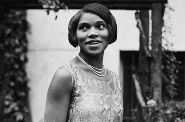 ZP_Marian Anderson in 1930s_In 1939 the contralto who sang both Lieder and Spirituals