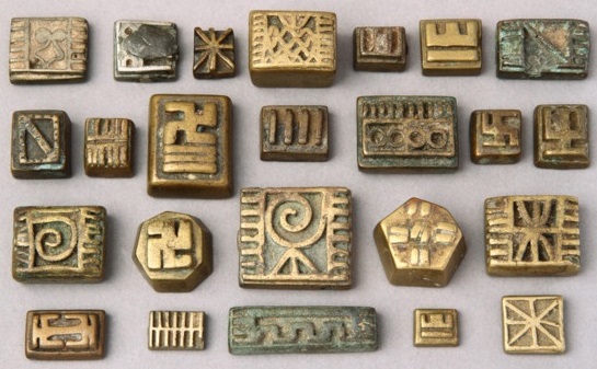 Ashanti gold-dust weights made of brass_19th century