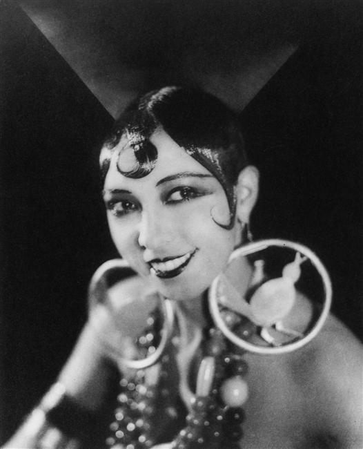 Josephine Baker_Berlin_1925_photo par Wolf von Gudenberg