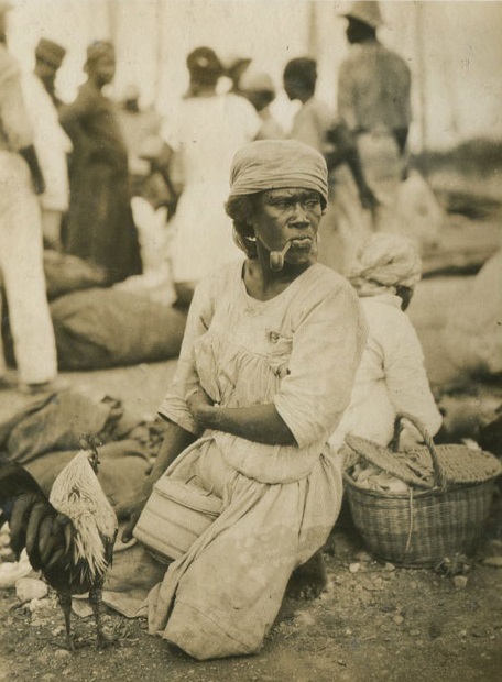 Jamaican market woman_circa 1920