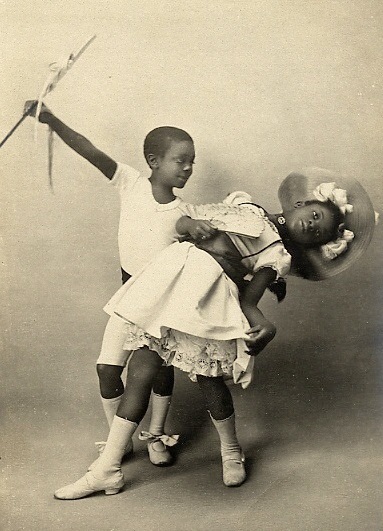 This image is courtesy Historical Ziegfeld_Rudy and Fredy Walker in 1903