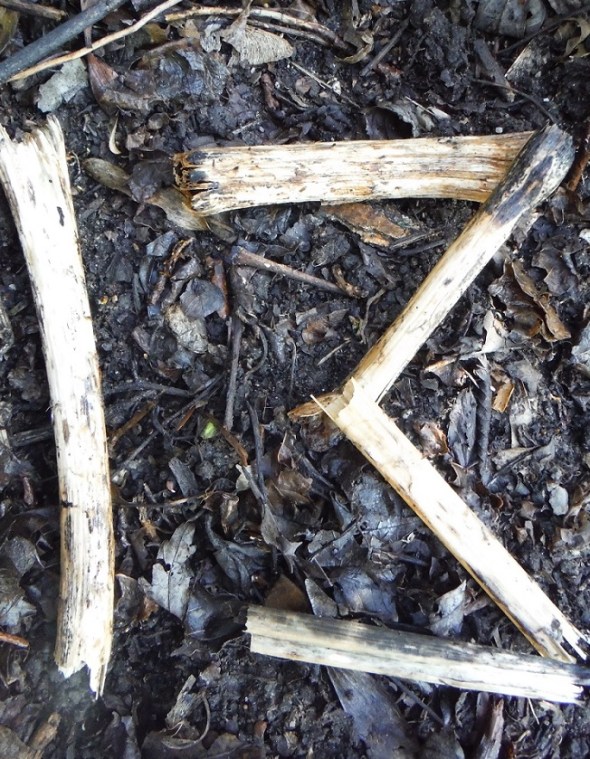 El día de número 13 en un viernes_mala suerte o algo insignificante...o al azar